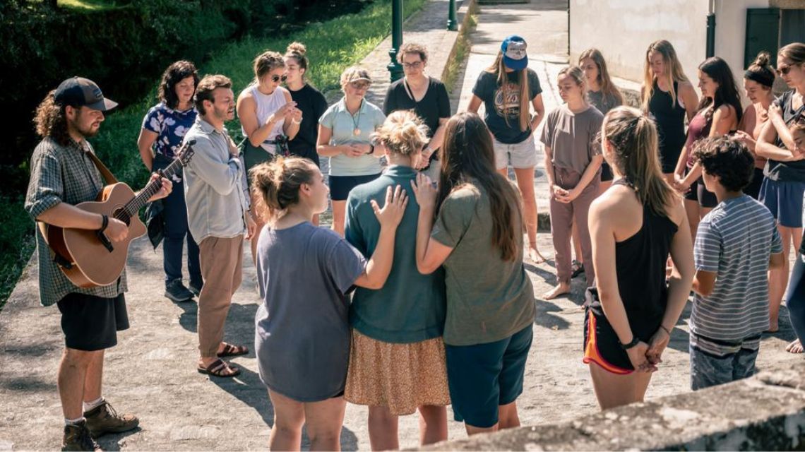 Dania and the team prayed with Nina just before she got baptized.